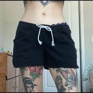 old navy draw string shorts